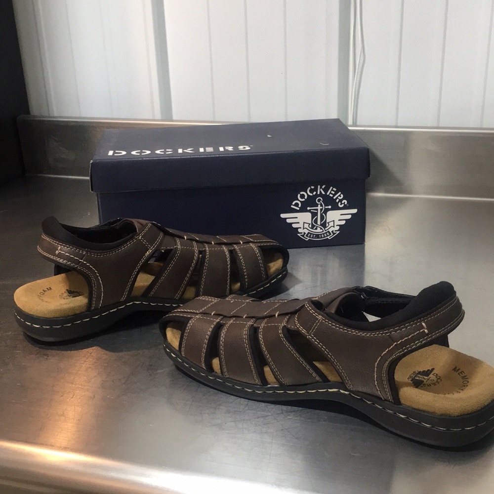 New Dockers Men's Brown Leather Fisherman Sandals - Picture 1 of 5